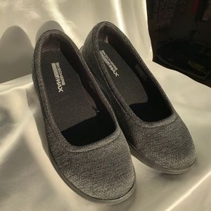 Skechers Goga Max Charcoal Gray